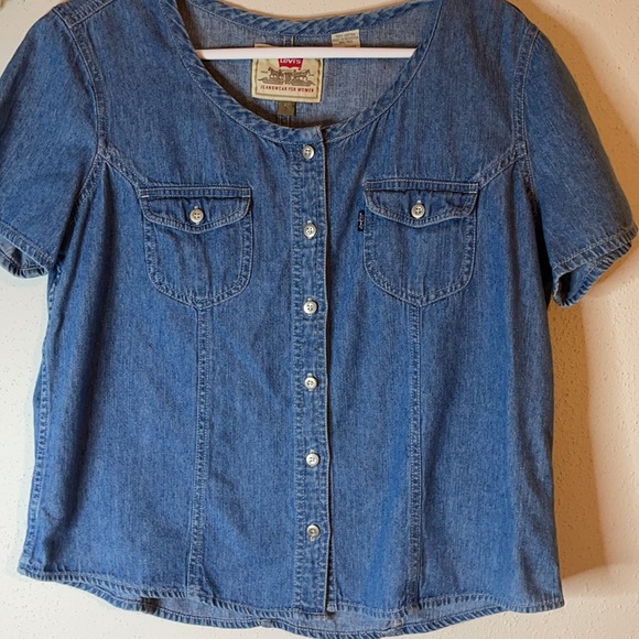 Vintage Levi’s Denim Button-Front Top – Short Sleeve, Cropped Fit WPL-423 - Picture 6 of 9